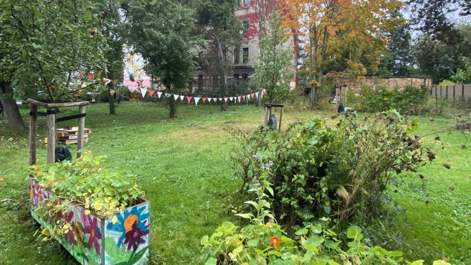 Feministischer Mutti*Treff mit Vortrag: Woher kommt der Muttertag?